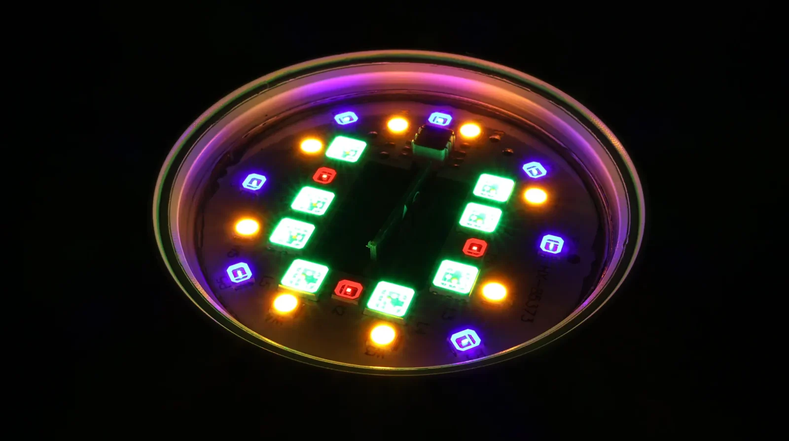 tuo diodes closeup 2